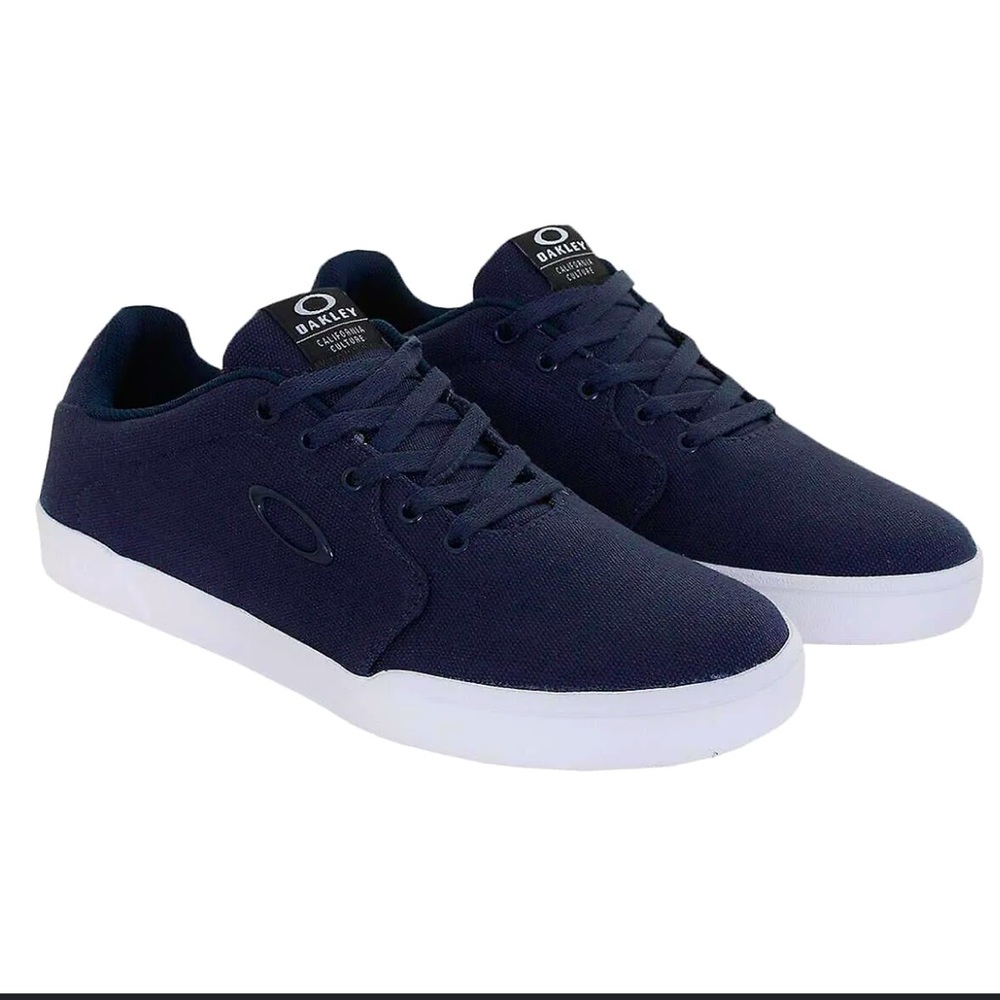 Oakley Blue Canvas Sneakers Like New - Picture 3 of 13